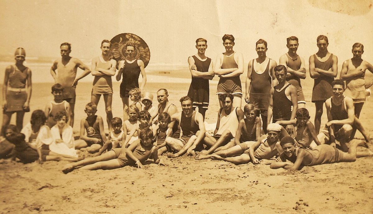 (1927) Men on summer holiday, 1927 (Ruau Archive)